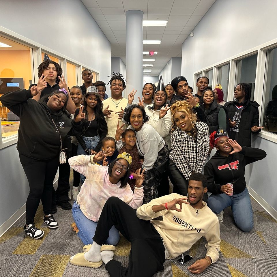 Group avatar for ETeens Takeover 🙌🏾🙏🏾💙