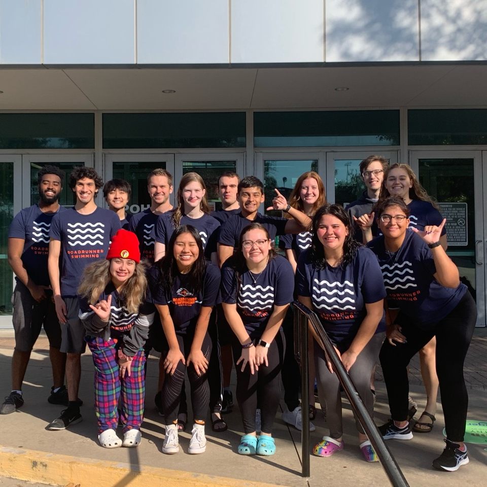 Group avatar for Roadrunner Swimming