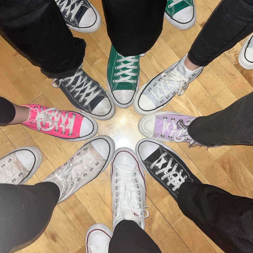 Group avatar for LOOSE ENDS (sac)