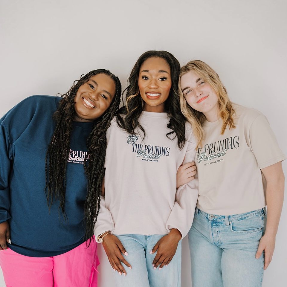 Group avatar for FOR THE GIRLS — SMALL GROUP💕