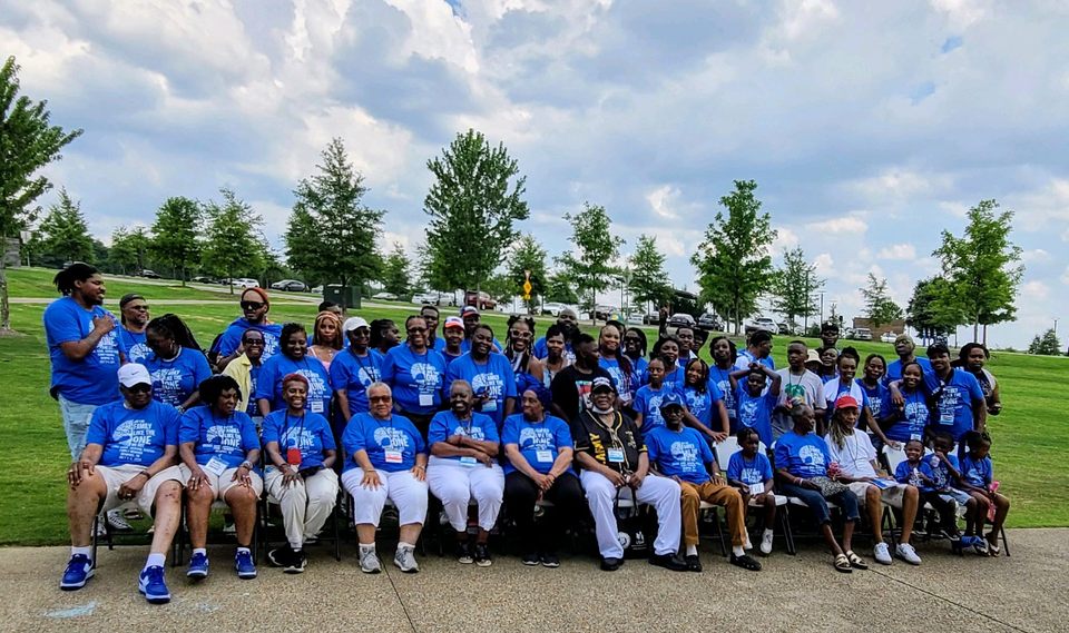 Group avatar for Chicago 2026 Family Reunion HQ