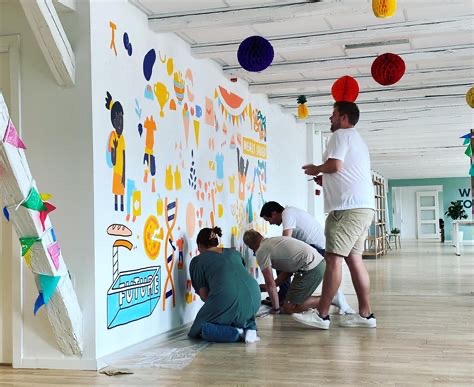 Group avatar for Mural Painting Volunteers