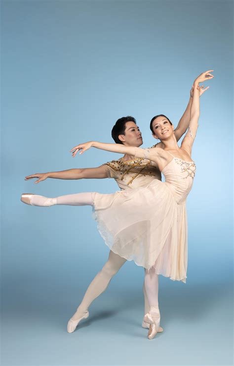 Group avatar for Ballet ages 7-18 Monday 6pm