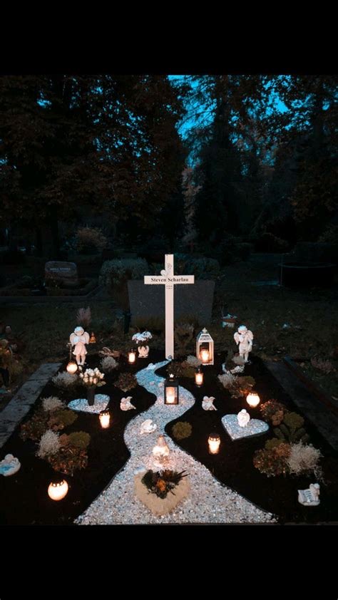 Group avatar for Monday Night Cemetery Rosary Group