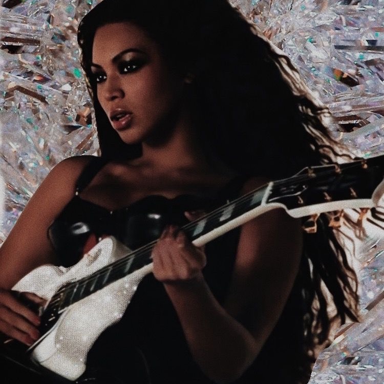 Group avatar for 🎥🐝We Are The Visuals🎸🎥