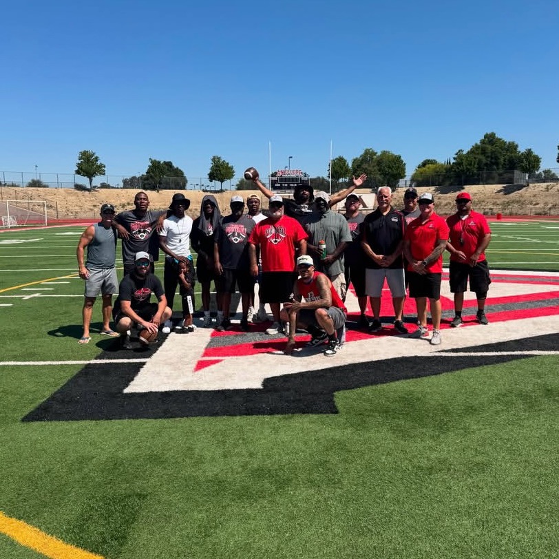 Group avatar for Frosh Football Coaches &amp; Parents